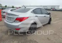 2012 Hyundai Accent фото