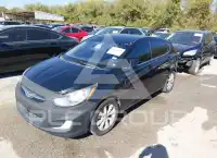 2012 Hyundai Accent фото