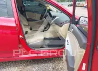 2012 Hyundai Accent фото