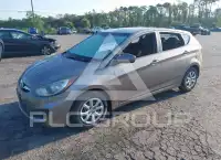 2012 Hyundai Accent photo