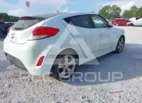 2012 Hyundai Veloster photo