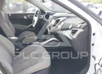 2012 Hyundai Veloster photo