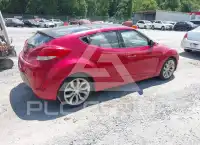 2012 Hyundai Veloster photo