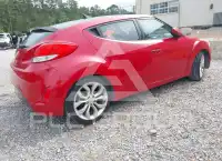 2012 Hyundai Veloster photo