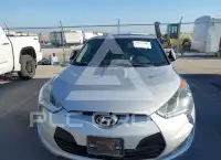 2012 Hyundai Veloster photo