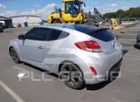2012 Hyundai Veloster photo