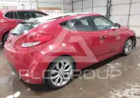 2012 Hyundai Veloster photo