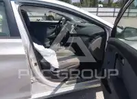 2012 Hyundai Elantra photo