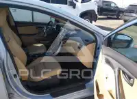 2012 Hyundai Elantra photo