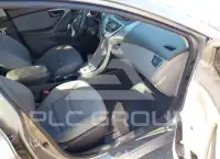 2012 Hyundai Elantra фото