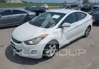 2012 Hyundai Elantra фото