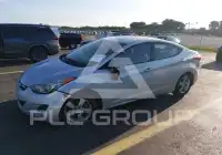 2012 Hyundai Elantra photo