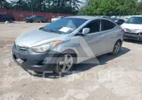 2012 Hyundai Elantra photo