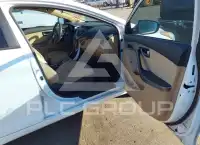 2012 Hyundai Elantra photo