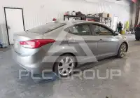 2012 Hyundai Elantra фото