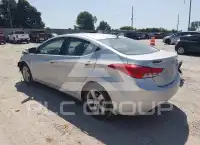 2012 Hyundai Elantra photo