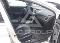 2012 Hyundai Elantra photo