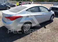 2012 Hyundai Elantra photo