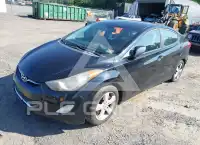 2012 Hyundai Elantra фото