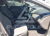 2012 Hyundai Elantra фото