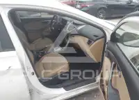 2012 Hyundai Elantra фото