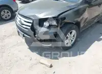 2012 Hyundai Santa Fe photo