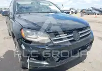 2012 Volkswagen Touareg photo