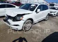 2012 Volkswagen Touareg photo