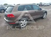 2012 Volkswagen Touareg photo
