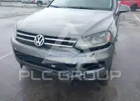 2012 Volkswagen Touareg photo