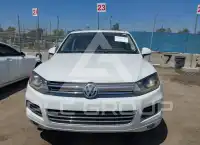 2012 Volkswagen Touareg фото