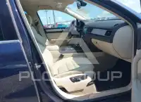2012 Volkswagen Touareg фото