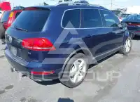 2012 Volkswagen Touareg фото