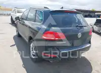 2012 Volkswagen Touareg photo