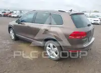 2012 Volkswagen Touareg photo