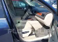 2012 Volkswagen Touareg фото