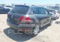 2012 Volkswagen Touareg фото