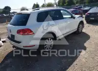 2012 Volkswagen Touareg photo