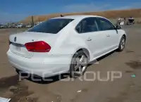 2012 Volkswagen Passat photo