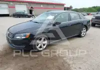 2012 Volkswagen Passat photo