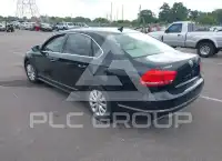 2012 Volkswagen Passat photo