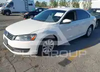 2012 Volkswagen Passat photo