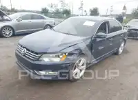 2012 Volkswagen Passat photo
