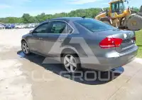 2012 Volkswagen Passat photo