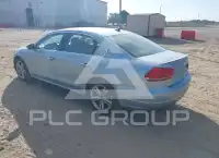 2012 Volkswagen Passat photo