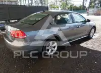 2012 Volkswagen Passat photo
