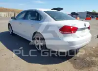 2012 Volkswagen Passat photo