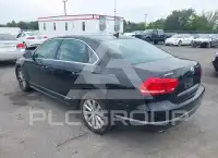 2012 Volkswagen Passat фото