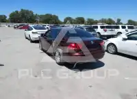 2012 Volkswagen Passat photo