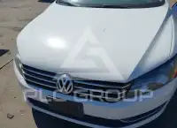 2012 Volkswagen Passat photo